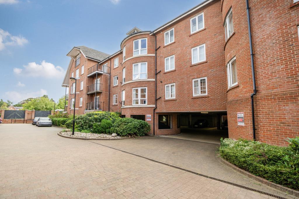 Main image of property: Abingdon, Oxfordshire, OX14