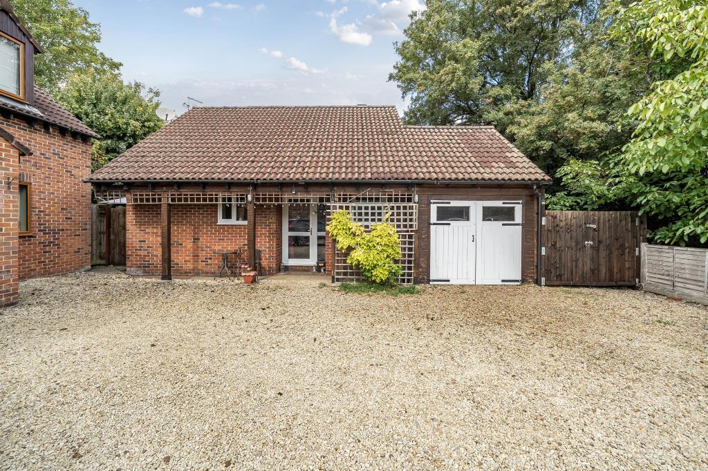 Main image of property: Drayton, Oxfordshire, OX14