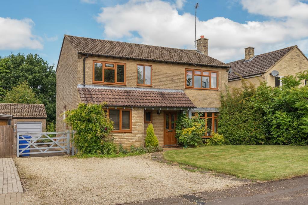 4 bedroom detached house for sale in Aston Le Walls, Daventry