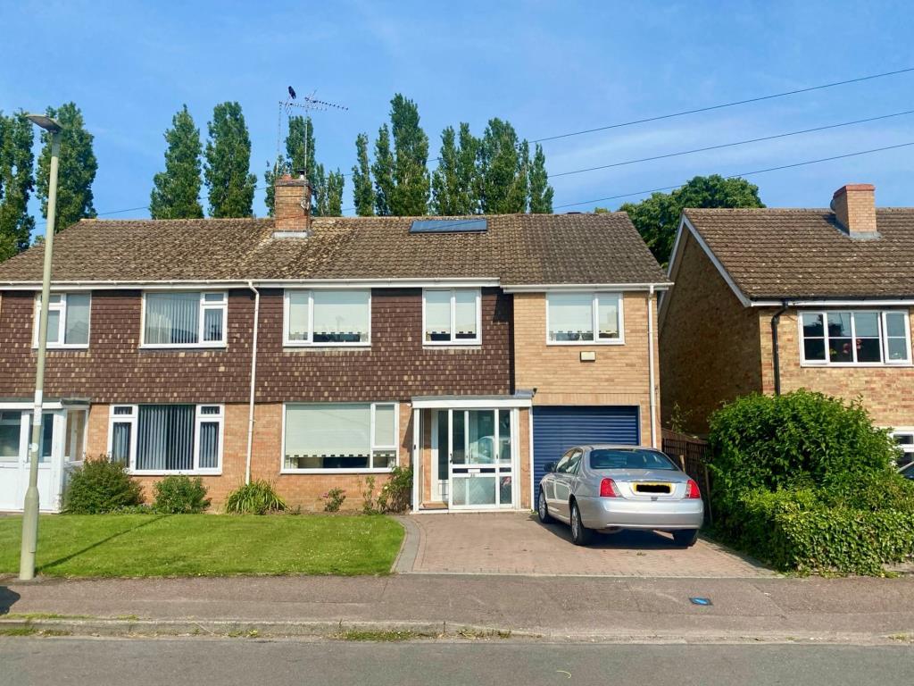 Main image of property: Banbury, Oxfordshire, OX16