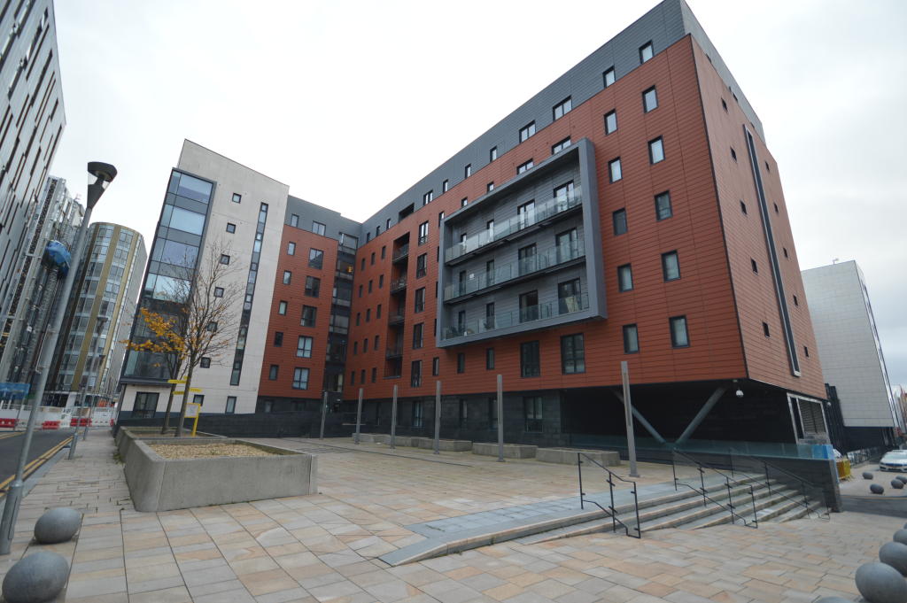 1 bedroom apartment for sale in Plaza Boulevard, Liverpool, Merseyside, L8