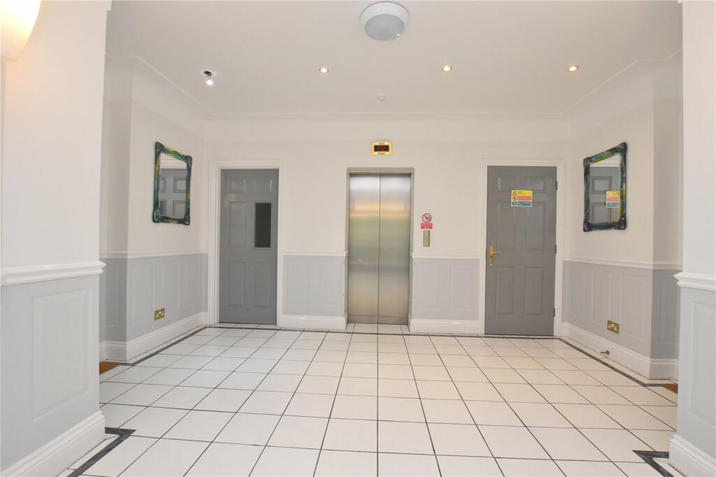 2 bedroom apartment for sale in Mossley Hill Drive, Sefton Park