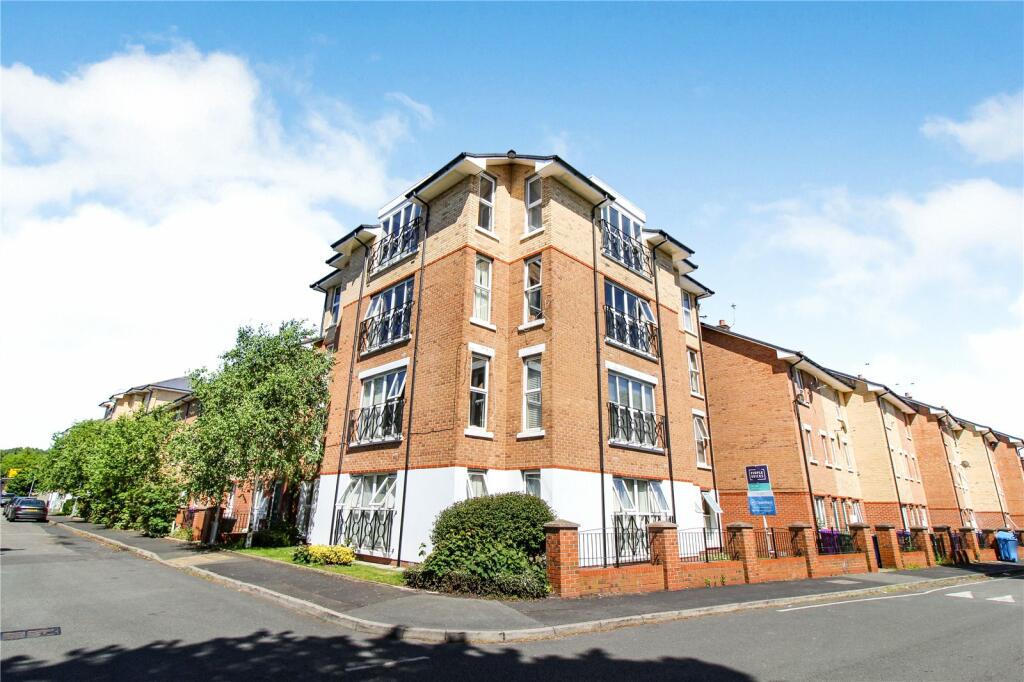 2 Bedroom Apartment For Sale In Spekeland Road Wavertree Liverpool L7