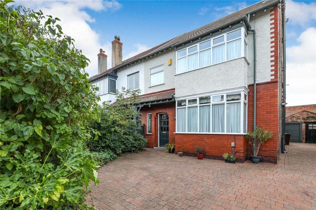6 bedroom semi-detached house for sale in Cambridge Road, Crosby, Liverpool, Merseyside, L23