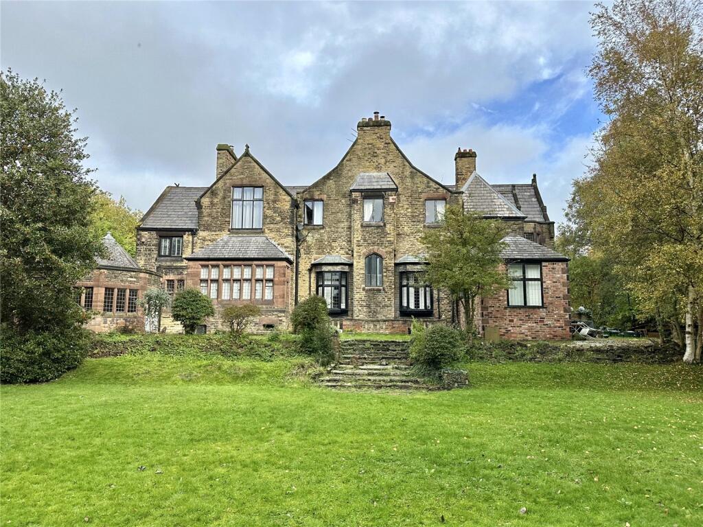 2 bedroom apartment for sale in Fulwood Park, Aigburth, Liverpool, L17
