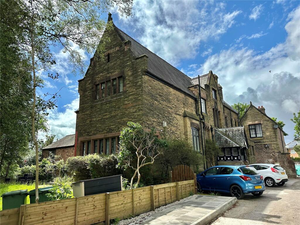 2 bedroom apartment for sale in Fulwood Park, Aigburth, Liverpool, L17