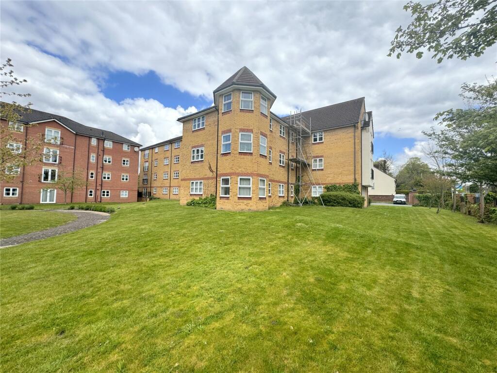 2 bedroom apartment for sale in Heyesmere Court, Aigburth, Otterspool ...