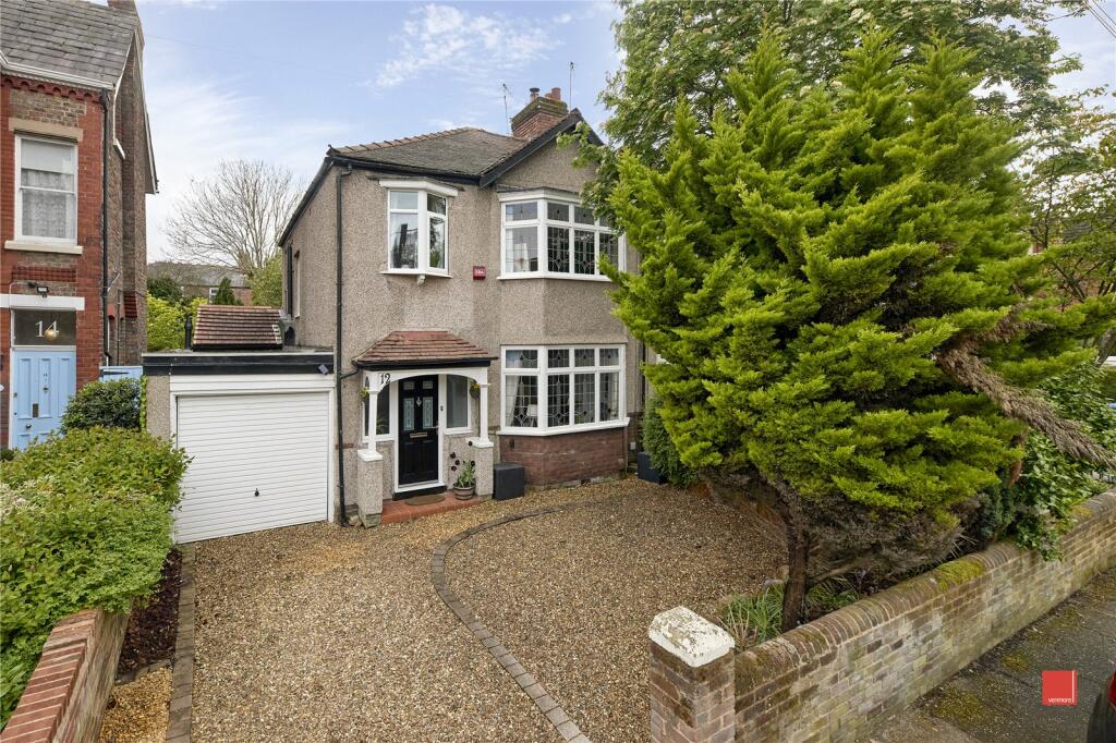 3 bedroom semidetached house for sale in Eastern Drive, Cressington