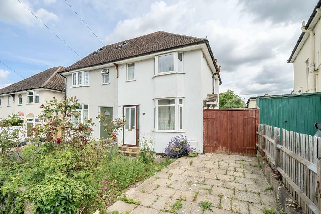3 bedroom semi-detached house for sale in Botley, Oxford, OX2