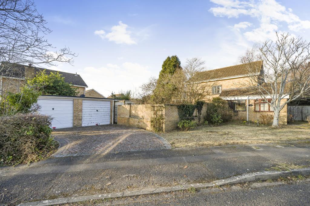 Main image of property: Farmoor, Oxford, OX2