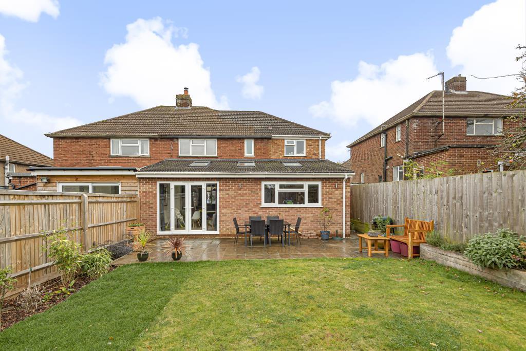 4 bedroom semi-detached house for sale in Botley, Oxford, OX2