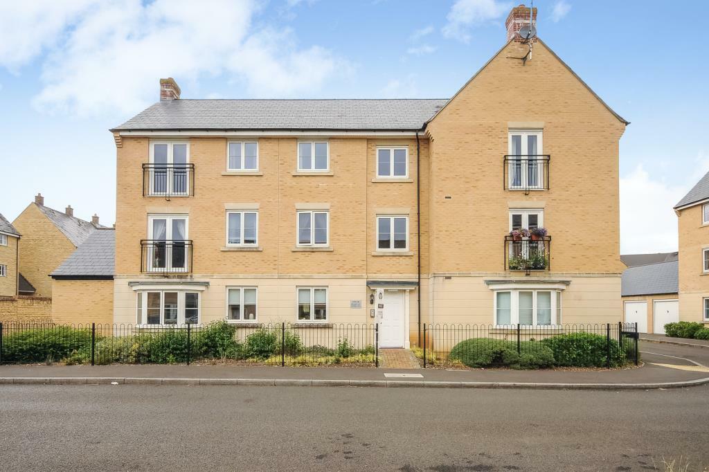 Main image of property: Carterton, Oxfordshire, OX18