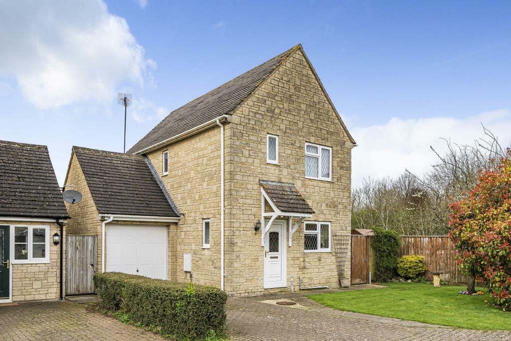 3 bedroom detached house for sale in Kingham, Oxfordshire, OX7