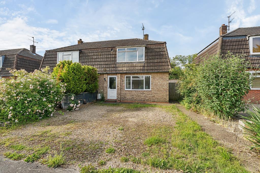 3 bedroom semi-detached house