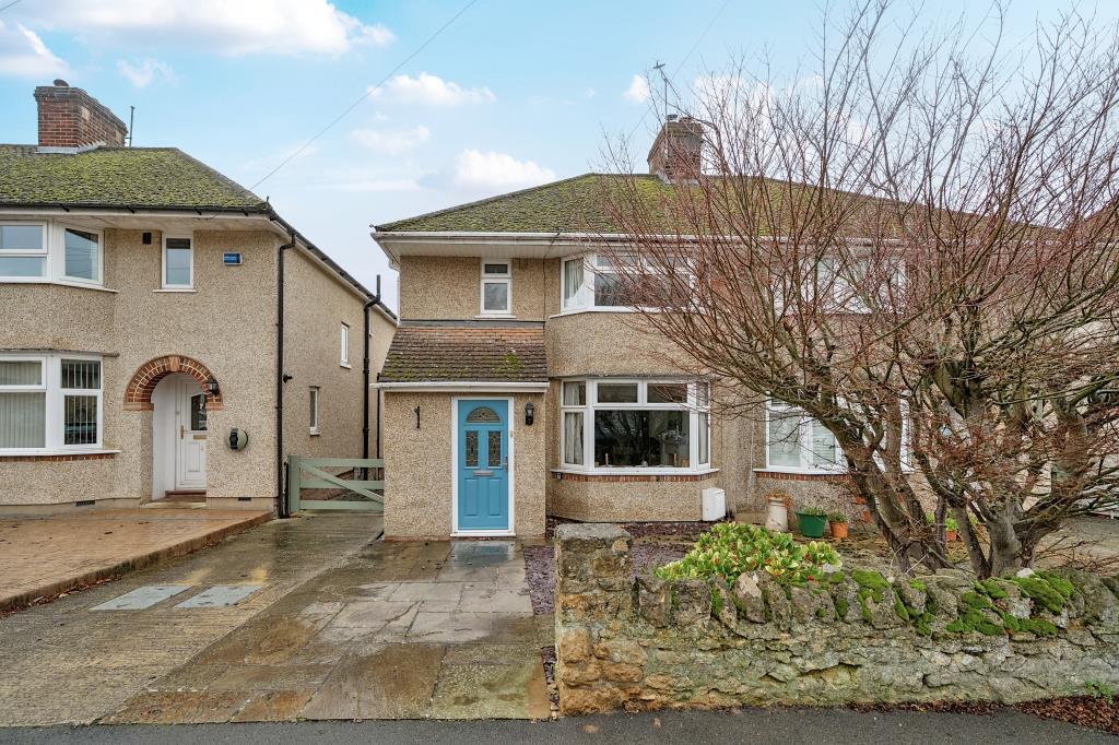 Main image of property: Grovelands Road, Risinghurst, OX3