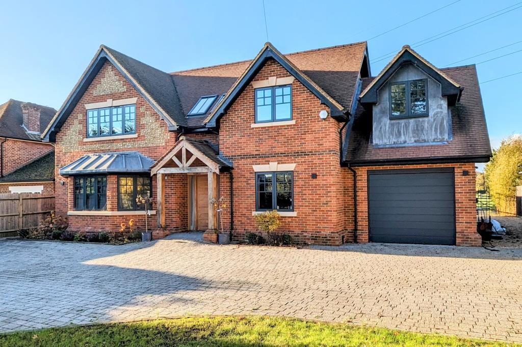 Main image of property: Hurst, Berkshire, RG10