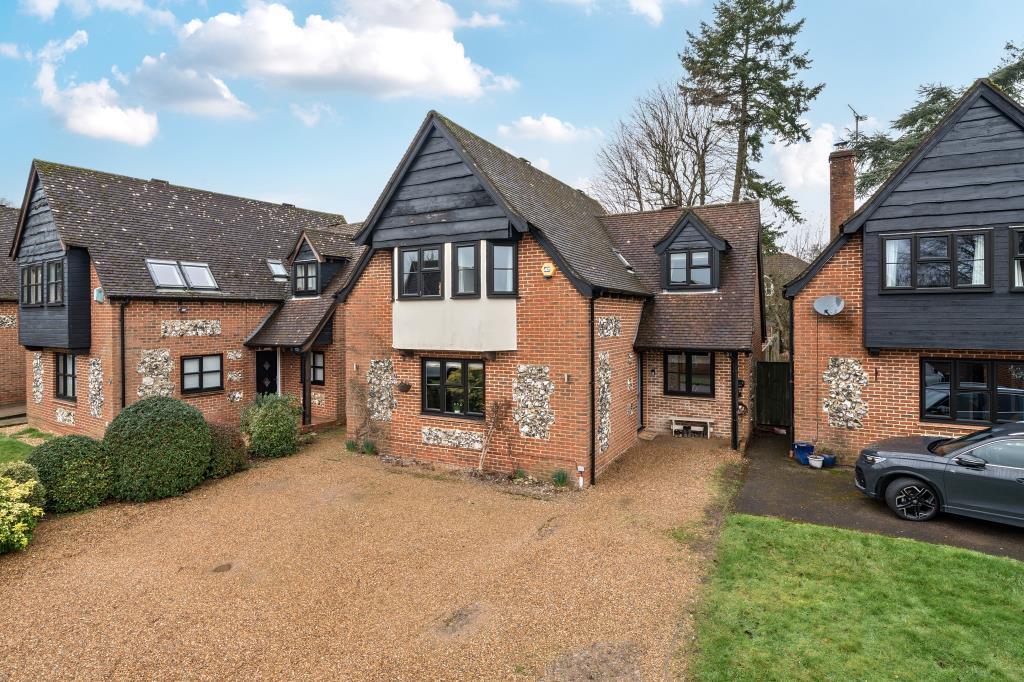 Main image of property: High Wycombe, Buckinghamshire, HP13