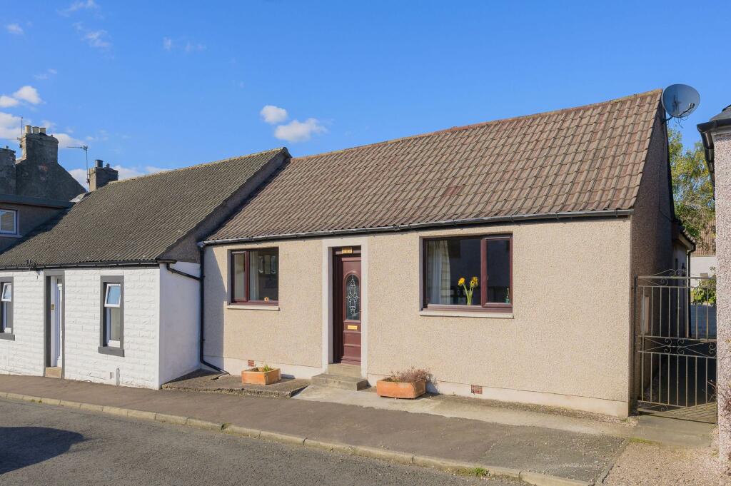 Main image of property: Brands Row, Crossgates, KY4
