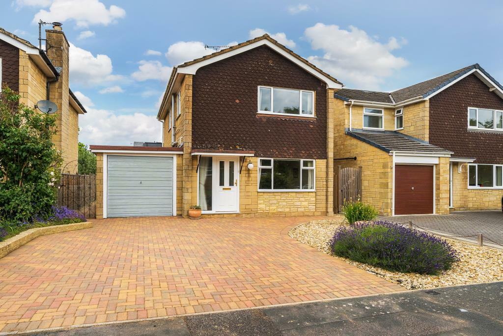 3 bedroom detached house for sale in Yarnton, Oxfordshire, OX5