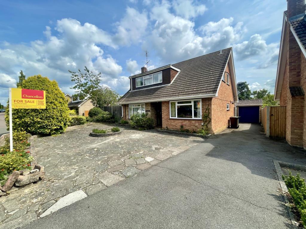 Main image of property: Lightwater, Surrey, GU18