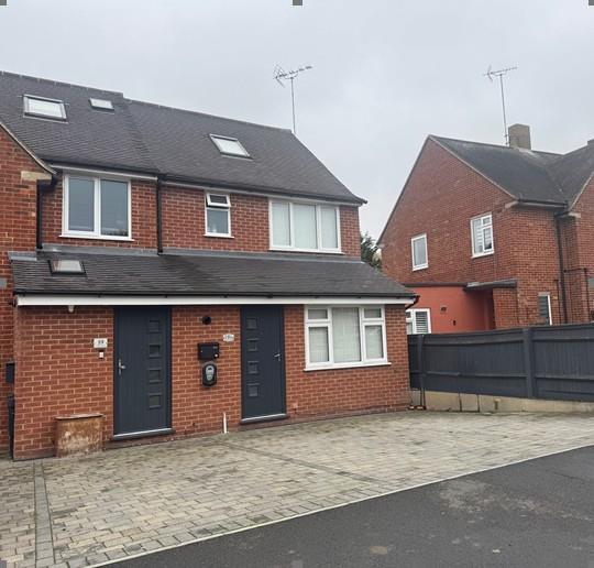 3 bedroom semi-detached house
