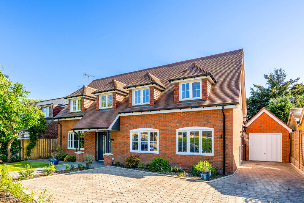 Main image of property: Gravel Road, Church Crookham, GU52