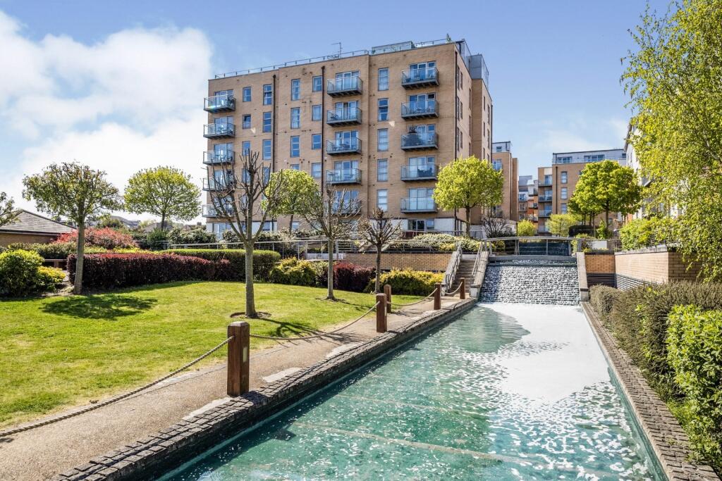 Main image of property: South Woodford E18