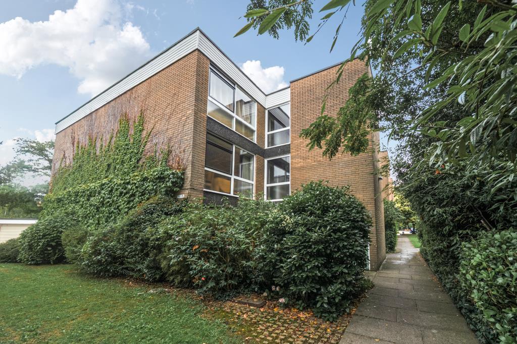 Main image of property: Walton Manor, North Oxford, OX2