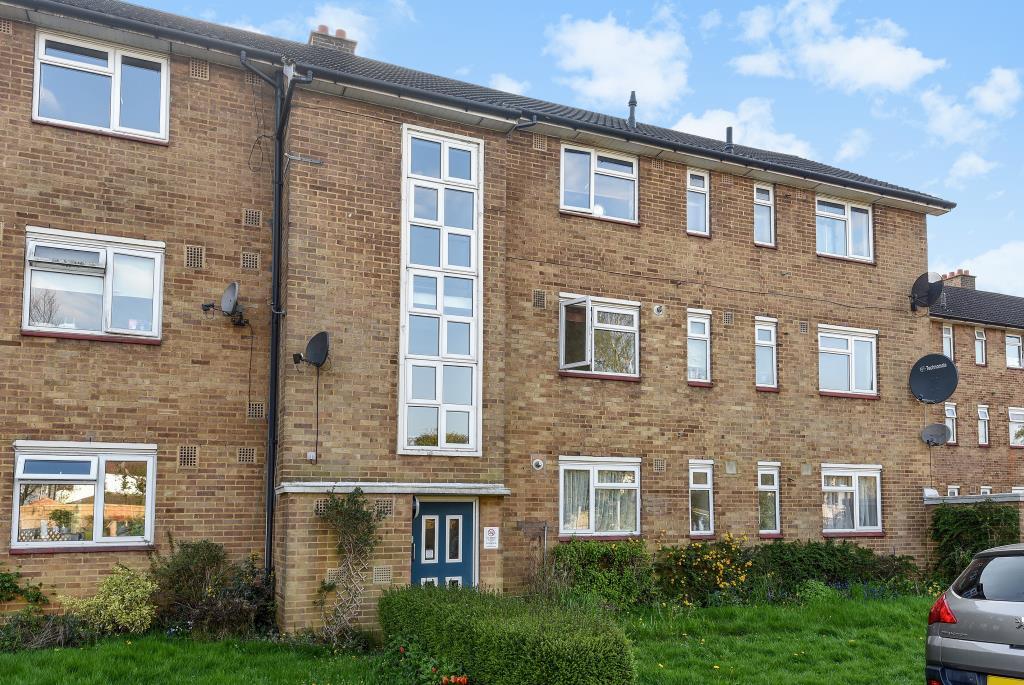 2 bedroom flat for sale in Banbury Road, Summertown, North Oxford, Oxon