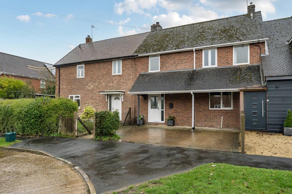Main image of property: Roundfield, Upper Bucklebury, RG7