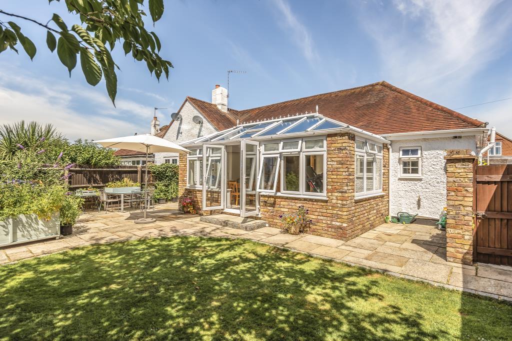 3 bedroom semidetached bungalow for sale in Thorpe Village, Surrey, TW20