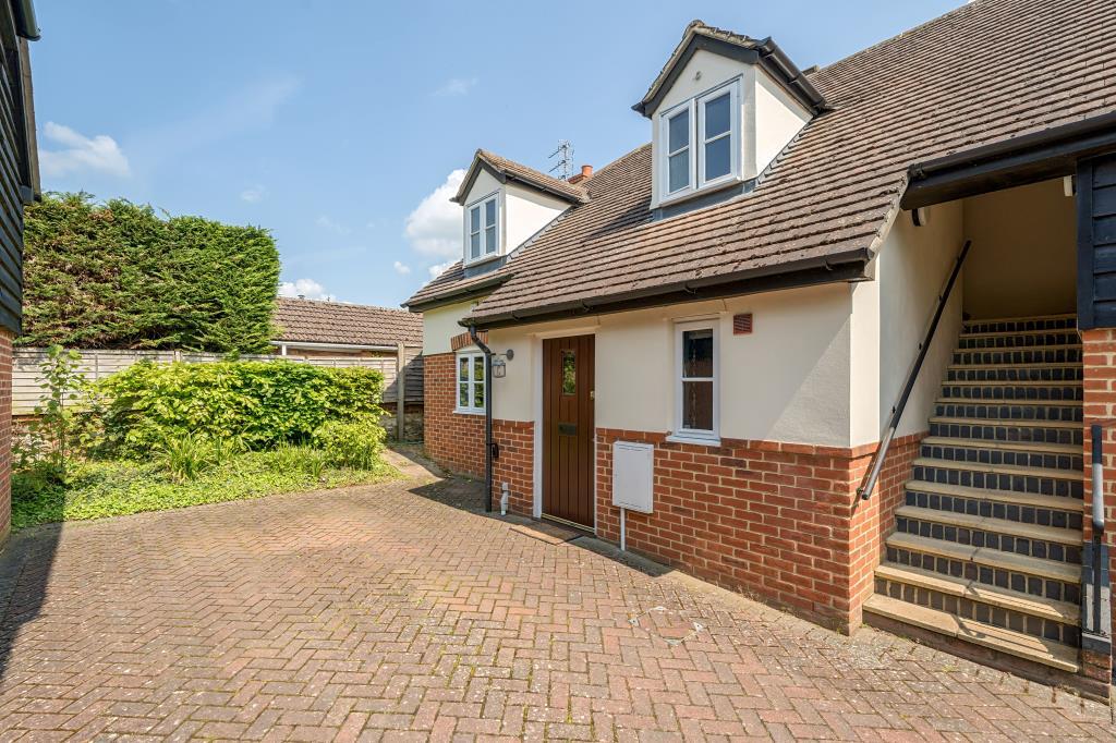Main image of property: Benson, South Oxfordshire, OX10