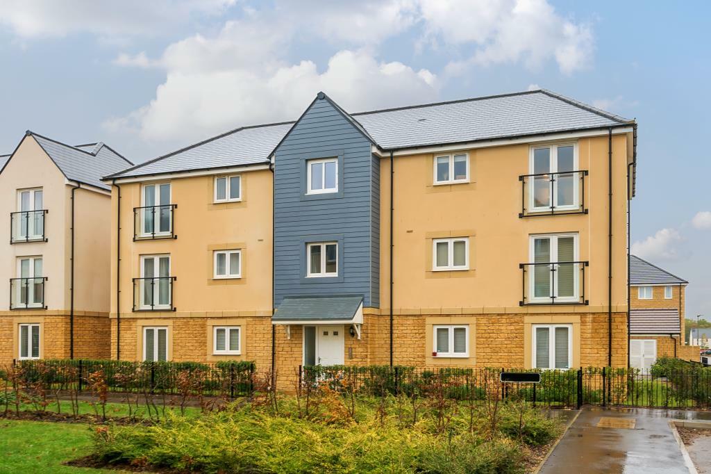 2 bedroom flat for sale in Mossie Walk, Witney, OX29