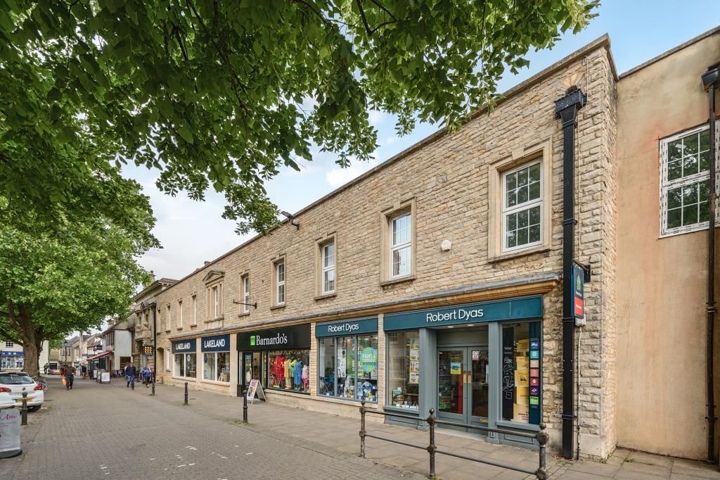Main image of property: Market Square, Witney, OX28