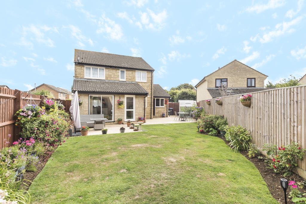 4 bedroom detached house for sale in Witney, Oxfordshire, OX28
