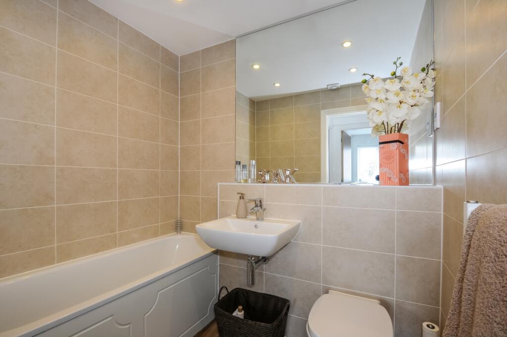 Additional property image - Mortimer Crescent Kings Park AL3
