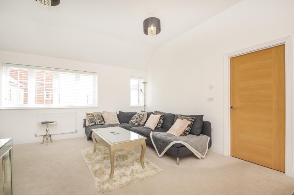 Additional property image - Mortimer Crescent Kings Park AL3
