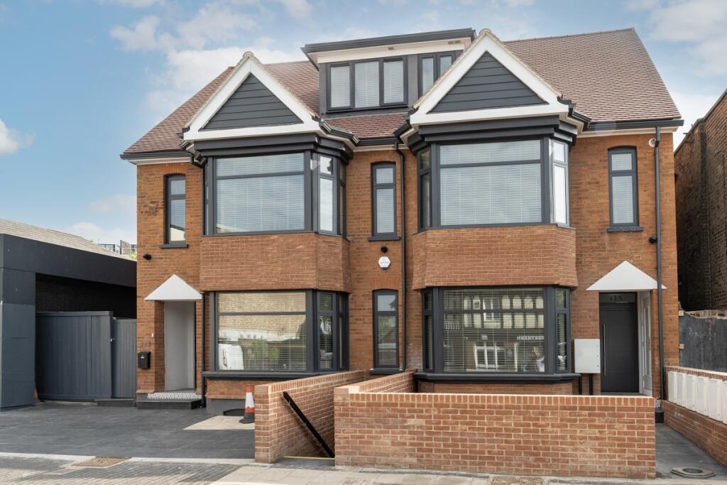 Main image of property: London Road St Albans AL1