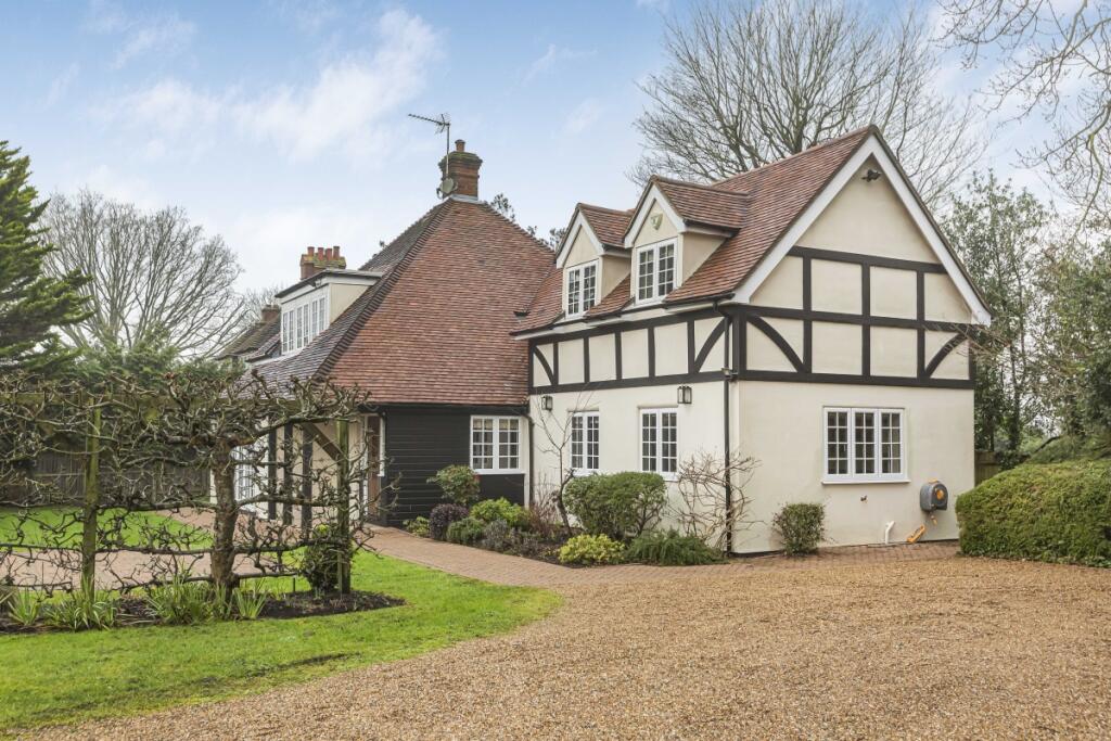 Main image of property: Totteridge Common Totteridge N20