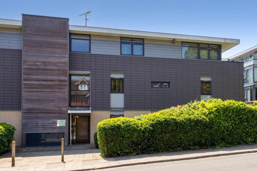 Main image of property: Manor Road St Albans AL1