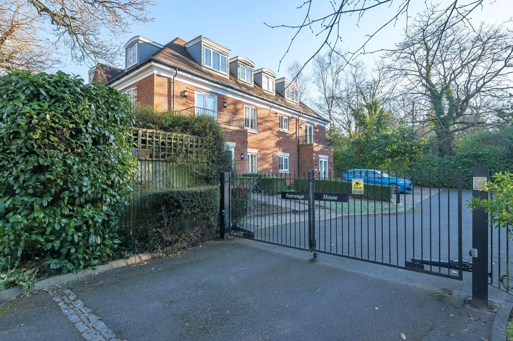 Main image of property: London Road, Sunningdale, SL5