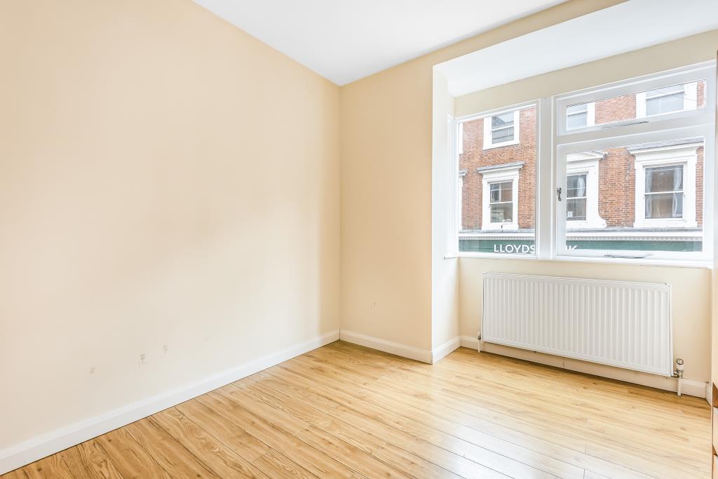 Main image of property: High Street, Banbury, OX16