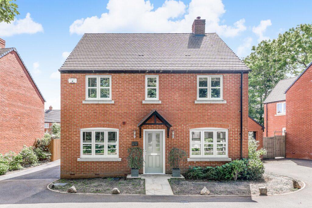 Main image of property: Hanwell, Banbury, OX16