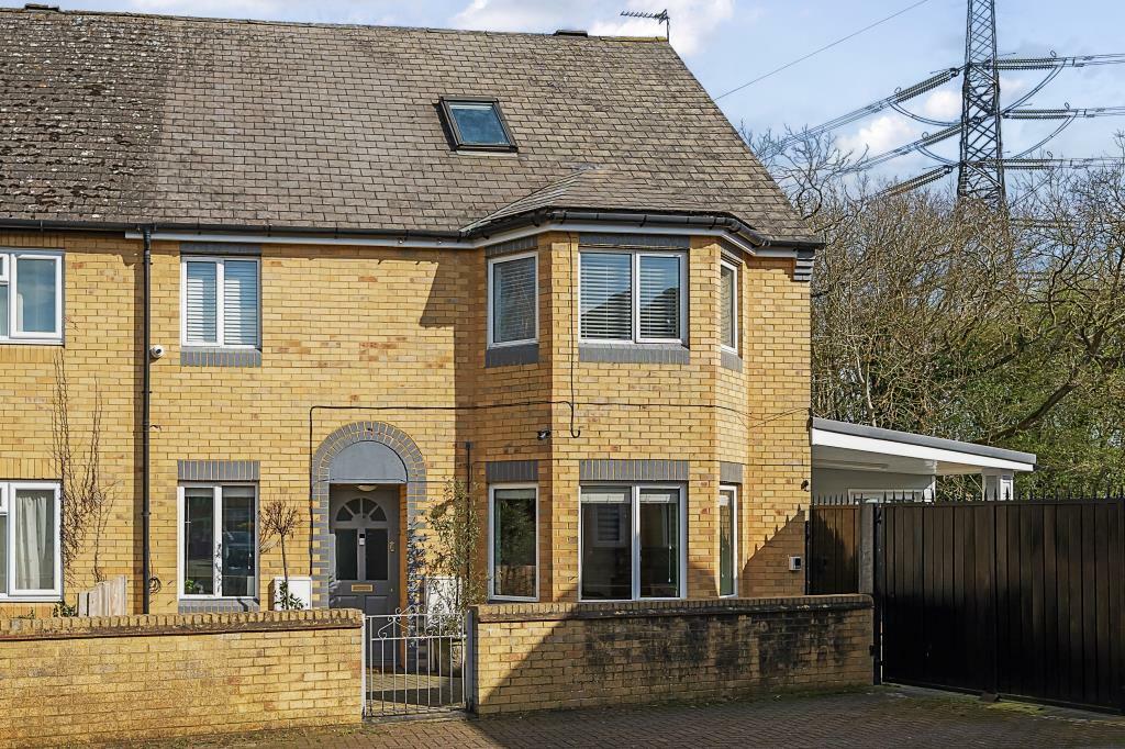 5 bedroom detached house for rent in Thistle Drive, East Oxford, OX4