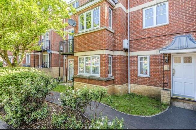 Main image of property: Oxford, Headington, OX3