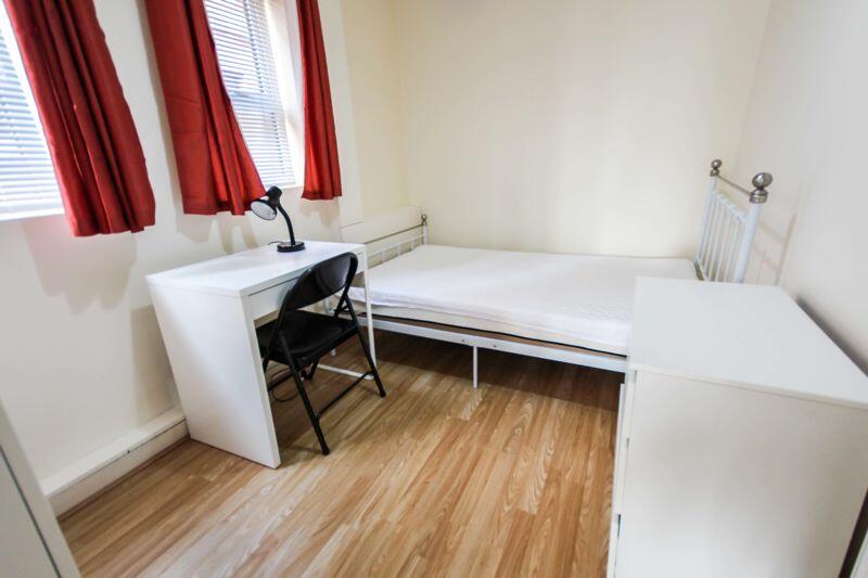 Additional property image - Kinson, Bournemouth