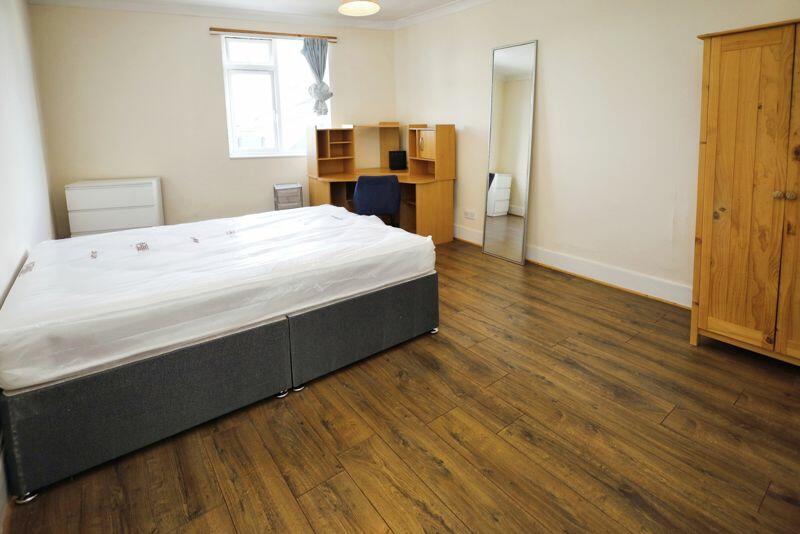 Additional property image - Bennett Road, Bournemouth