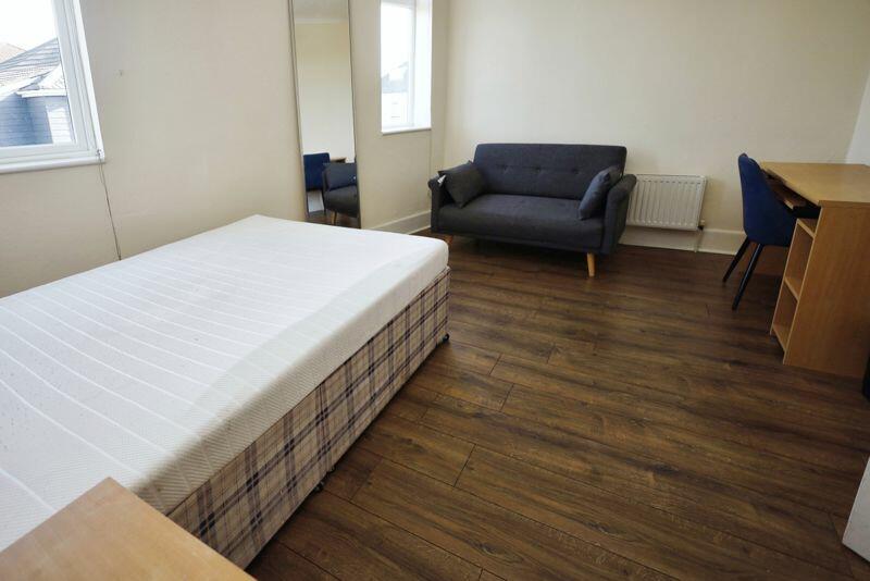 Additional property image - Bennett Road, Bournemouth
