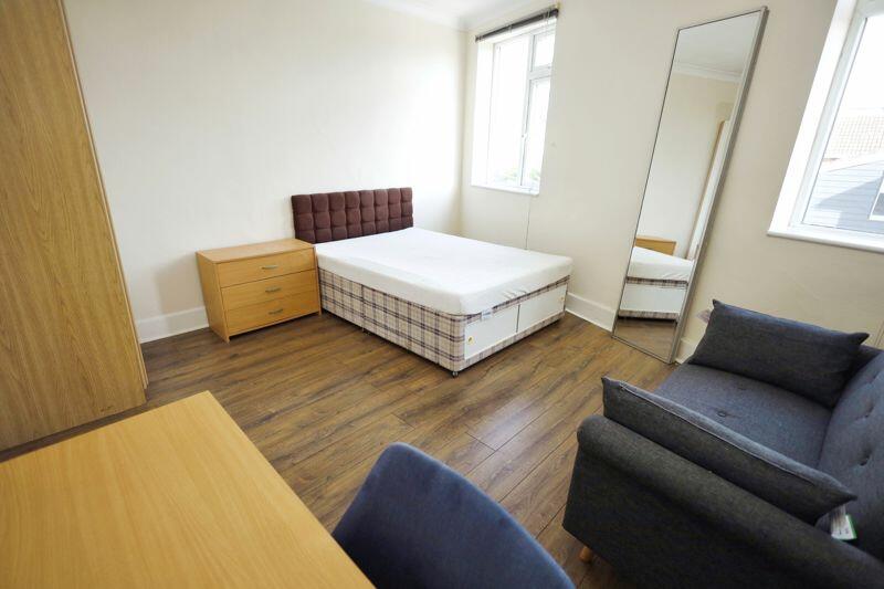 Additional property image - Bennett Road, Bournemouth