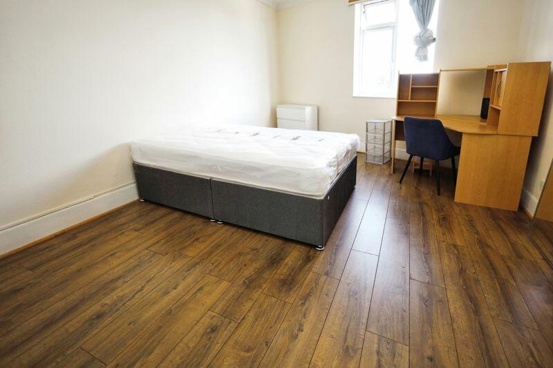 Additional property image - Bennett Road, Bournemouth